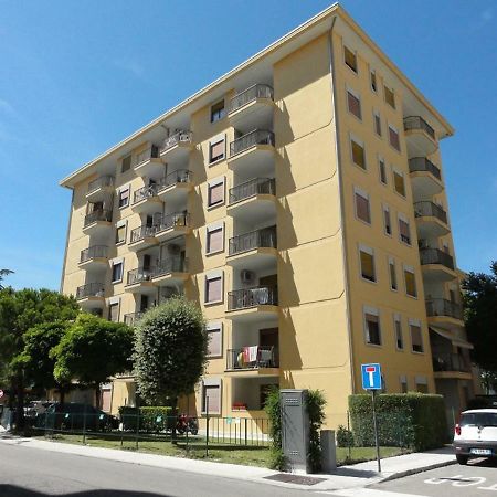 Giuliana - Appartamenti Bibione Eksteriør billede