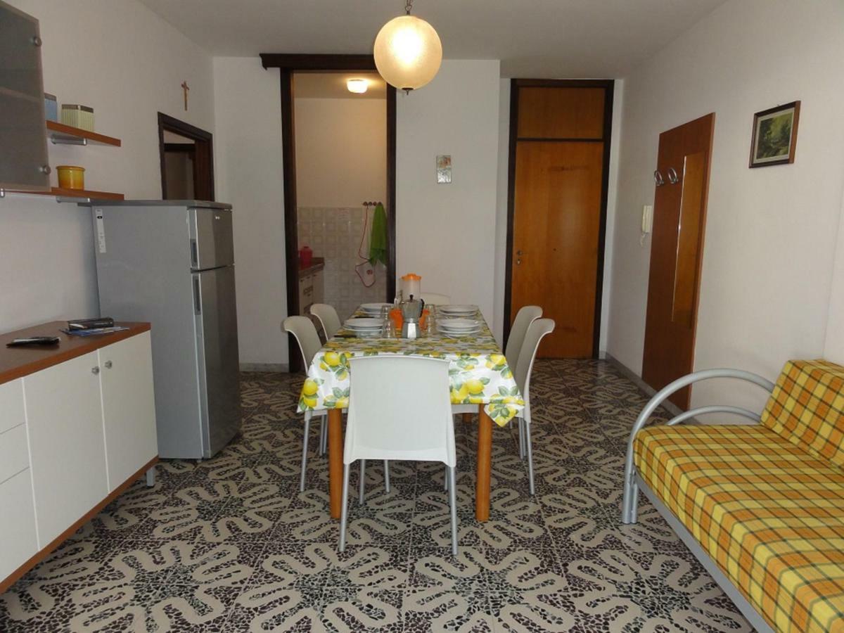 Giuliana - Appartamenti Bibione Værelse billede